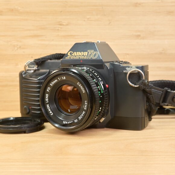 Canon T70 35mm SLR Film Camera w/ 50mm f1.8 Lens & Canon 277T Flash / Tested - Picture 1 of 13